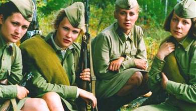 蘇聯女兵穿裙子上戰場，打起仗來不輸男性，被俘後下場很慘