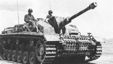 曼施坦因的奇思妙想——三號突擊炮，從支援步兵一躍成為坦克殺手