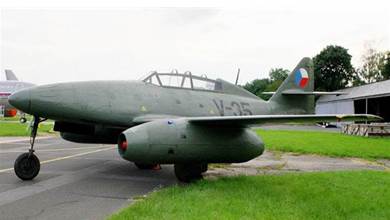二戰德國噴氣式戰鬥機的戰後延續，捷克斯洛伐克S-92戰鬥機