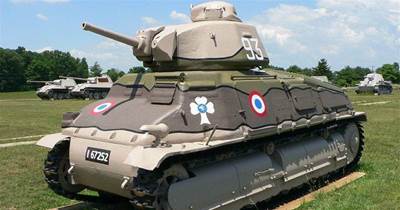 它是30年代最佳中型坦克 擁有傾斜裝甲 被德軍繳獲徵用