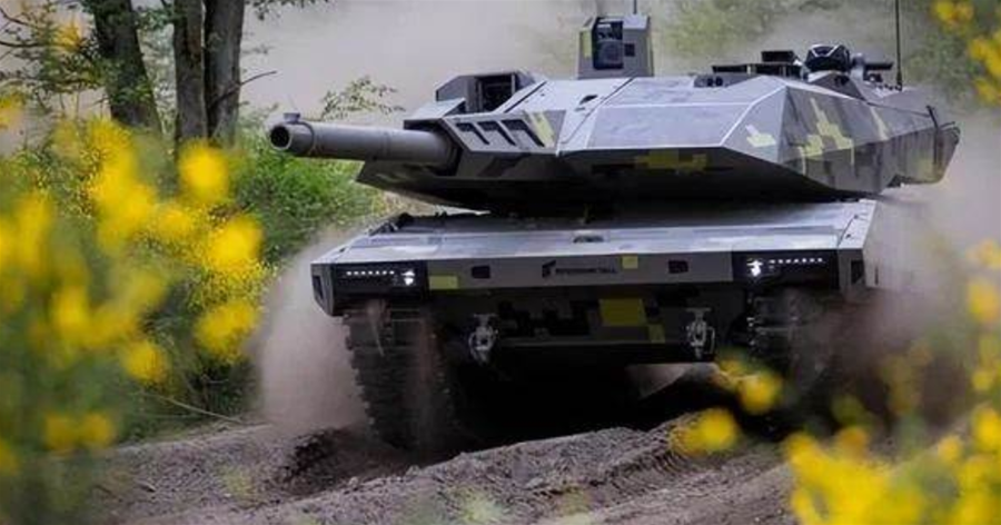 德國新一代黑豹坦克問世，現代戰爭中坦克還是陸戰之王嗎？