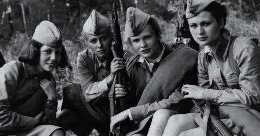 二戰后，為何蘇聯女兵紛紛都向日本戰俘表達愛意？