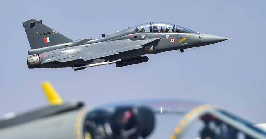 馬來西亞準備采購印度「光輝」戰斗機，飛行員不怕摔死嗎？
