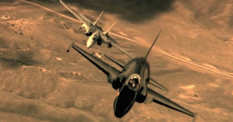 它是配角中的主角戰機 曾經在電影中和F-14「雄貓」一決高下