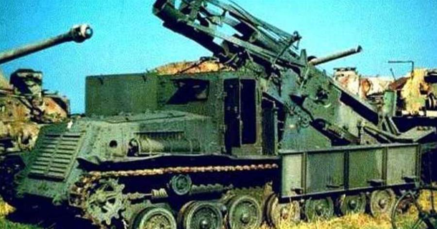 二戰日軍四式300毫米自行迫擊炮，威力強大但不實用的裝備