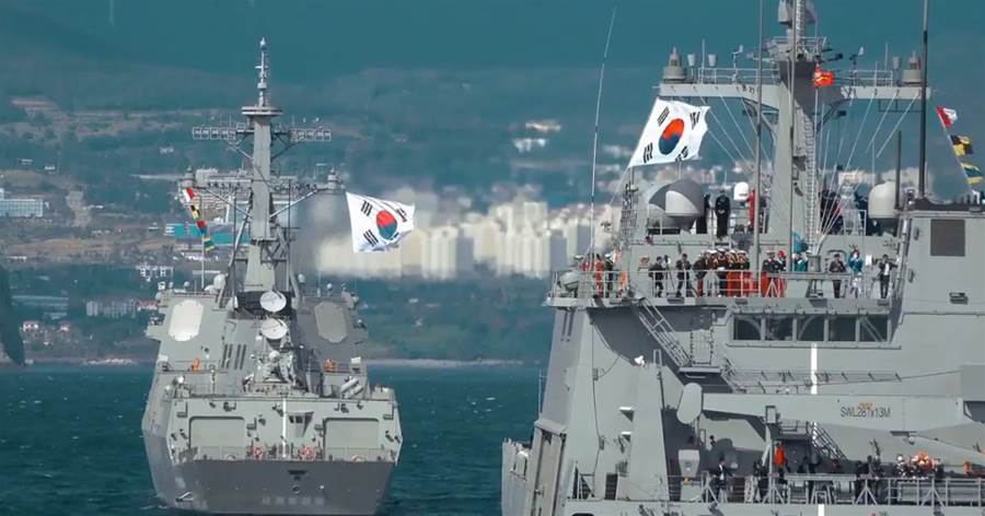 東亞「怪物房」：韓國航母的野望